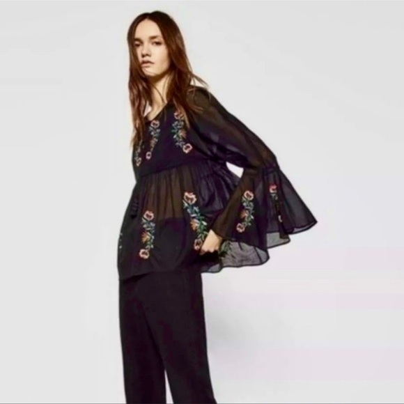 ZARA Trafaluc Black Floral Embroidered Peasant Blouse Top Bell Sleeves ~ Small - Picture 2 of 5
